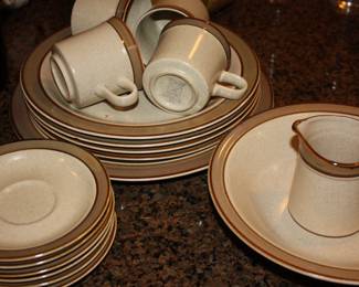 Stoneware dishes