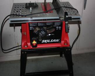 Skilsaw table saw
