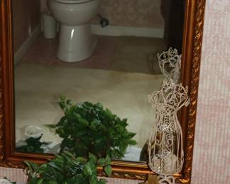 6' ornate gold frame dressing mirror w/marble top table (1' tall x 3' wide)