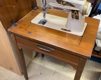 Singer table top sewing machine