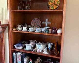 various knick knacks, cookbooks