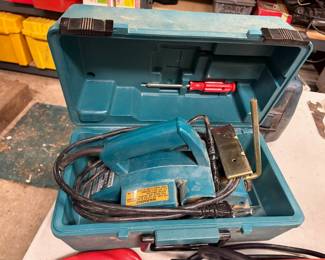 Makita Corded Electric Planer – N1900B