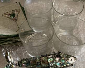 1970 Mexico Whimsical Abalone Articulated Fish Bottle Opener, Set of 4 Clear Lowball Glasses