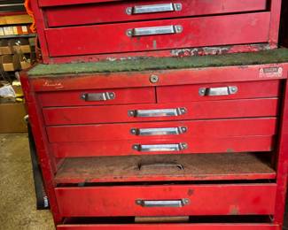 Kennedy Rolling Tool Cabinet