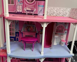 2008 Mattel Barbie 3 Story Dream Townhouse