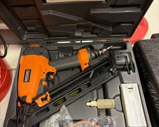 Ridgid Angled Finish Nailer