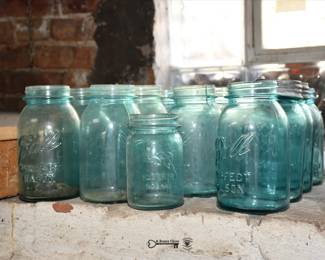 008Some Highlights Pontiac Estate Sale