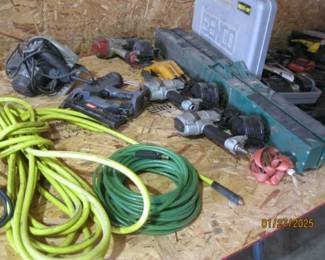 AIR NAILERS SAW HORSES
