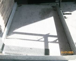 PICKUP BED SLIDE
