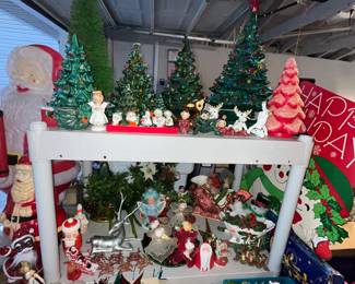 Amazing vintage collectible Christmas decor 