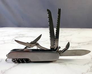 Pocket Knife, 3.5" When Folded, Tools Include Corkscrew, Phillips Screwdriver, Scissors, And More 