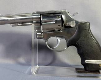 Taurus Brazil / Taurus Int'l 82 .38 Spl 6-Shot Revolver SN# M1842783 