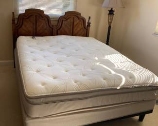 double/queen adjustable bed