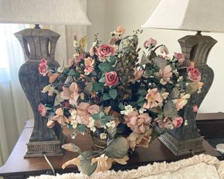 Very pretty artificial flower arrangement