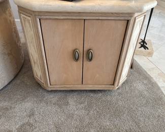 PAIR OF END TABLES BY HENREDON