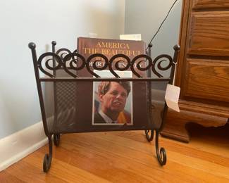 Metal Magazine Rack