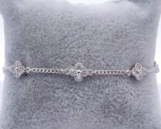1.50 Carat Diamond Four-Petal Flower Cluster Station Bracelet