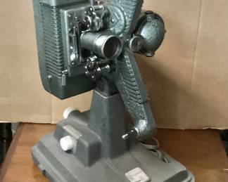 Wollensak 16 projector