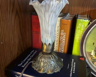 tulip style lamp