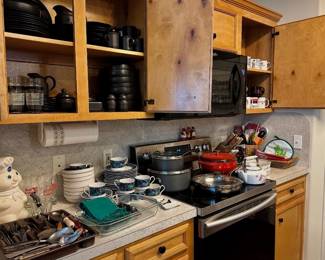packed kitchen