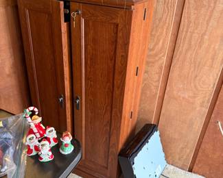 CHRISTMAS DECOR SOLD
