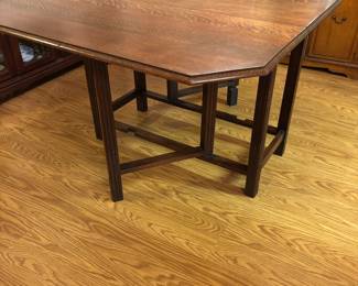Oak Gate Leg Drop Leaf Table. Open 53” w 42d 28.5” t. Down 19” w
