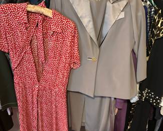Ladies clothes size 0 petite, MP, LP, 1X, 2X and 3 X. Calvin Klein, Talbots and others.