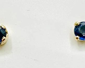 14KT Yellow Gold Pair Of Natural Sapphire Stud Earrings Jewelry