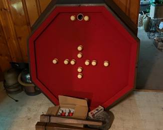 Leather bumper table/poker table with balls