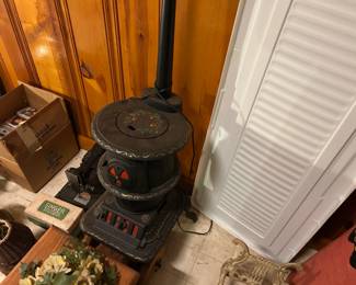 mcm stove/decor 