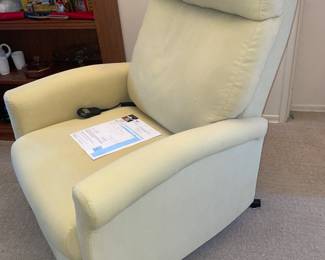 Best Co. lift chair