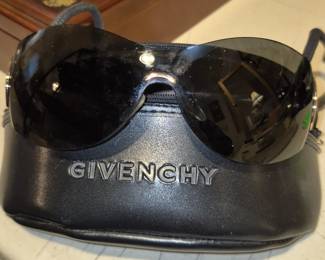 Vintage Givenchy sun Glasses 