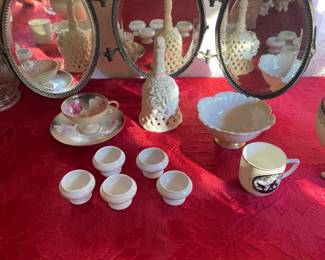3 mirror stand w/ misc decor.  