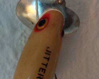 VINTAGE LURE