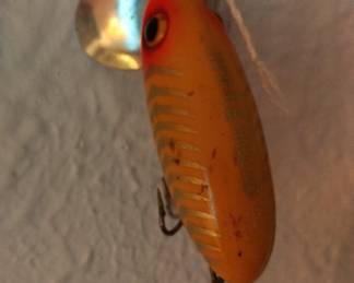 VINTAGE LURE
