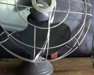 Another vintage fan. Excellent condition