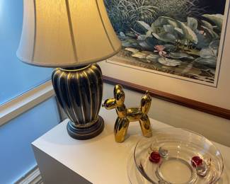 Patinated steel and brass ginger jar lamp with DeKooning “Balloon Dog” sculpture and Westmoreland mid century modern bowl with plate
