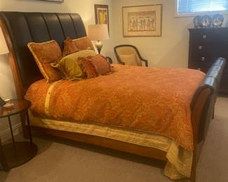 View of guest bedroom 