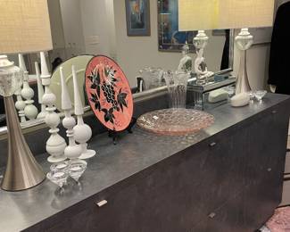 Back vanity counter 