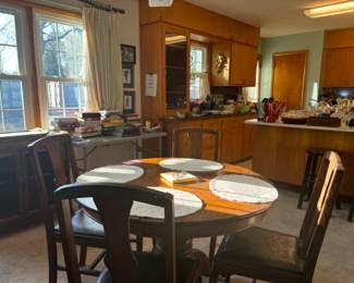 Kitchen overview