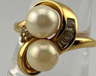14kt diamond, pearl ring