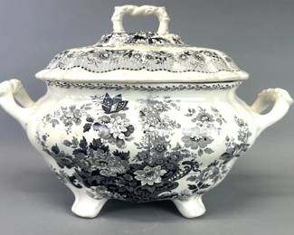 Black and white English transferware Staffordshire footed tureen
