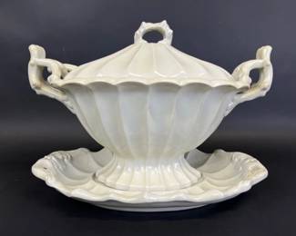 Red Cliff ironstone soup tureen with ladle