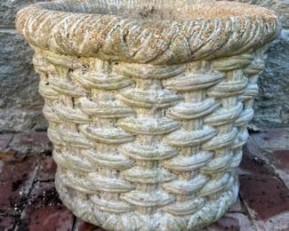 Single canister style basket weave cast concrete planter
