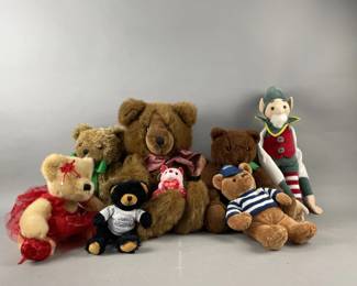 Lot 343 | Lot Of Stuffed Animals
