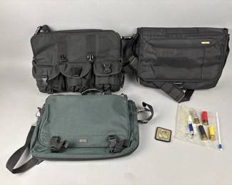Lot 15 | Targus & More Laptop Messenger Bags & More

