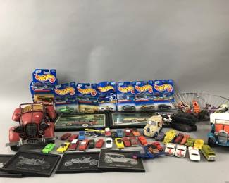 Lot 206 | Vtg. Hot Wheels & More

