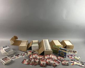 Lot 407 | Detroit Red Wings Medallions, Hockey Cards & More
