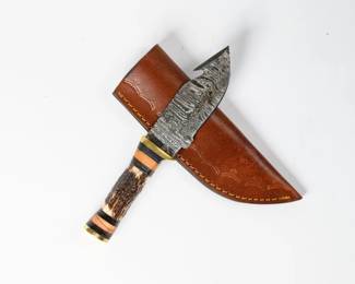 Lot 103g | Handmade Damascus Steel Knife
