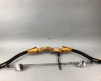 Lot 79 | Golden Eagle Falcon Bow
